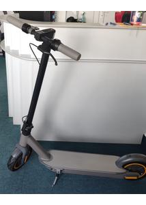 Max G350 - elektromos roller - 350W - 15Ah