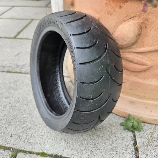 Tubeless külső gumi - 85/65-6 - elektromos rollerhez