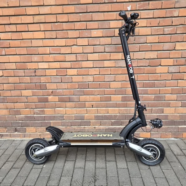 Nanrobot D6+ elektromos roller 52V - 2x1000W - 20Ah